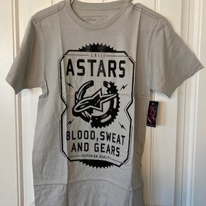 Light grey mens size small alpinestars tshirt
